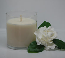 Load image into Gallery viewer, Gardenia Tuberose - Large Candle
